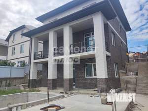 Коттедж 255м&sup2;, 3-этажный, участок 4 сот.  