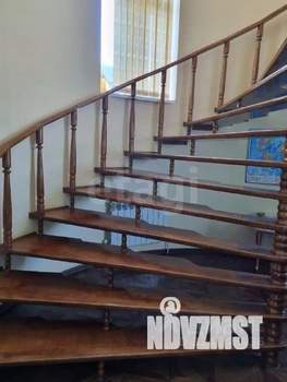 Дом 380м², 3-этажный, участок 4 сот.  