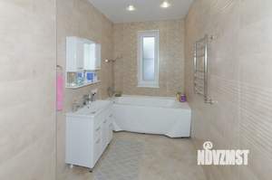 Дом 250м&sup2;, 2-этажный, участок 7 сот.  