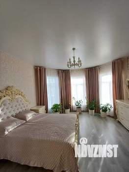 Дом 138м&sup2;, 2-этажный, участок 4 сот.  