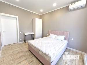 Дом 140м&sup2;, 2-этажный, участок 5 сот.  