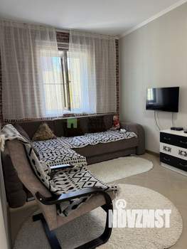 Дом 98м&sup2;, 2-этажный, участок 3 сот.  