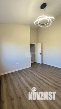 Дом 95м&sup2;, 1-этажный, участок 6 сот.  