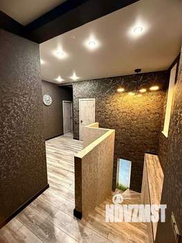 Коттедж 360м², 2-этажный, участок 6 сот.  