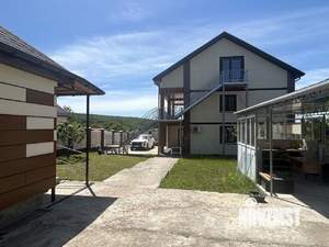 Дом 315м&sup2;, 2-этажный, участок 8 сот.  