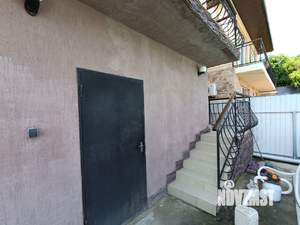 Дом 170м², 2-этажный, участок 4 сот.  