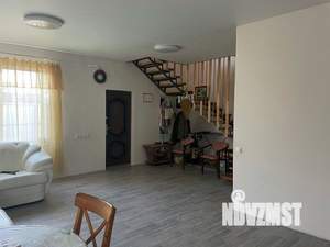 Дом 133м&sup2;, 2-этажный, участок 8 сот.  