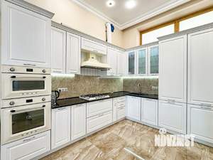 Дом 387м², 2-этажный, участок 6 сот.  