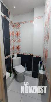 Дом 100м&sup2;, 2-этажный, участок 1 сот.  