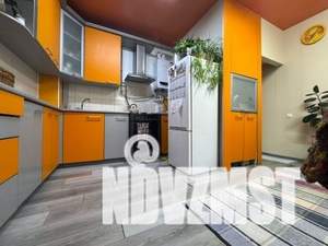 Дом 65м², 3-этажный, участок 2 сот.  