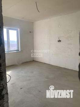 Дом 489м&sup2;, 2-этажный, участок 6 сот.  