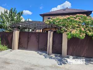 Дом 191м&sup2;, 2-этажный, участок 4 сот.  