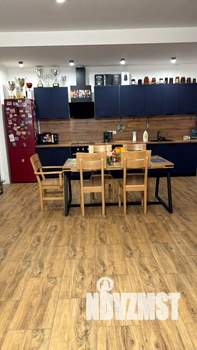 Дом 165м², 2-этажный, участок 4 сот.  