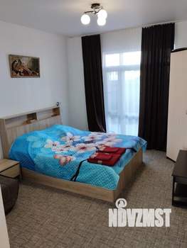 Дом 313м&sup2;, 2-этажный, участок 17 сот.  