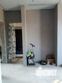 Дом 65м&sup2;, 2-этажный, участок 4 сот.  