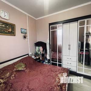 Дом 62м&sup2;, 2-этажный, участок 4 сот.  