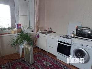 Дом 38м&sup2;, 2-этажный, участок 10 сот.  