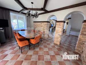 Дом 420м&sup2;, 4-этажный, участок 10 сот.  