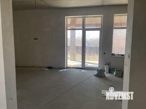 Дом 160м&sup2;, 2-этажный, участок 6 сот.  