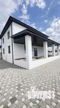 Дом 233м&sup2;, 2-этажный, участок 8 сот.  