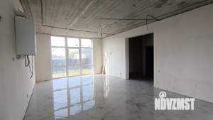 Дом 175м&sup2;, 2-этажный, участок 4 сот.  