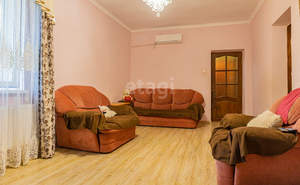 Дом 259м&sup2;, 3-этажный, участок 5 сот.  