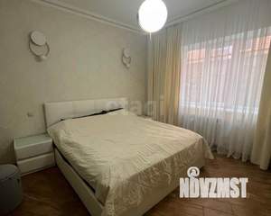 Дом 380м&sup2;, 3-этажный, участок 4 сот.  