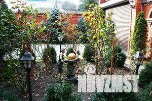 Дом 750м&sup2;, 2-этажный, участок 7 сот.  