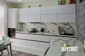 Дом 130м&sup2;, 2-этажный, участок 4 сот.  