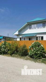 Дом 239м&sup2;, 2-этажный, участок 8 сот.  