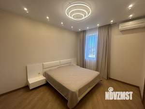 Дом 450м&sup2;, 2-этажный, участок 6 сот.  