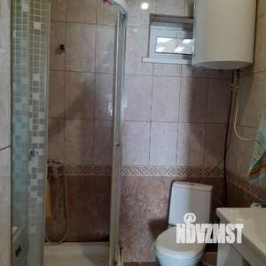 Дом 68м&sup2;, 2-этажный, участок 5 сот.  