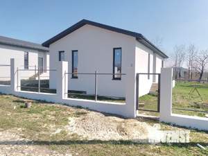 Дом 80м&sup2;, 1-этажный, участок 6 сот.  