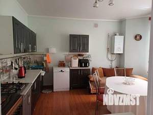 Дом 140м², 2-этажный, участок 5 сот.  