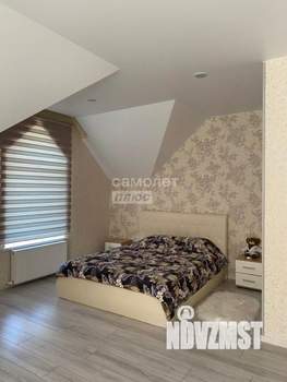 Коттедж 200м², 2-этажный, участок 5 сот.  