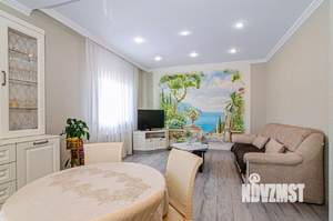 Дом 433м&sup2;, 2-этажный, участок 7 сот.  