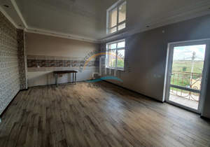 Дом 300м², 2-этажный, участок 6 сот.  