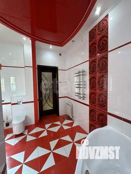 Дом 485м&sup2;, 2-этажный, участок 7 сот.  