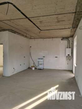 Дом 165м&sup2;, 2-этажный, участок 4 сот.  