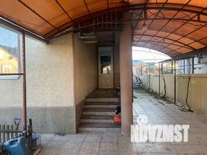 Дом 185м², 2-этажный, участок 6 сот.  