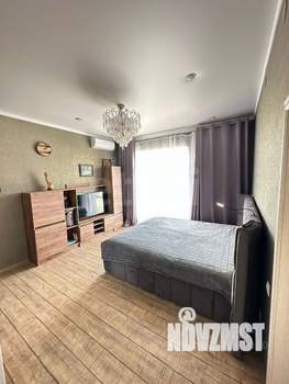 Дом 184м&sup2;, 2-этажный, участок 8 сот.  