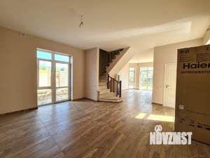 Дом 150м², 3-этажный, участок 5 сот.  