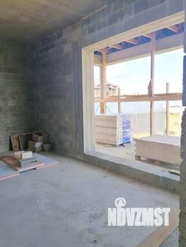 Дом 220м&sup2;, 2-этажный, участок 10 сот.  