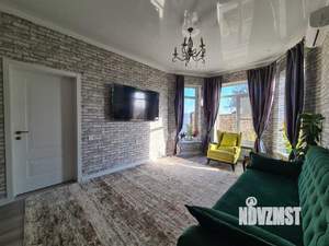 Дом 102м&sup2;, 2-этажный, участок 5 сот.  