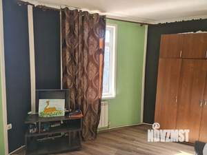Дом 272м², 3-этажный, участок 5 сот.  