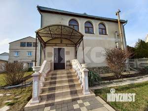 Дом 220м&sup2;, 2-этажный, участок 7 сот.  