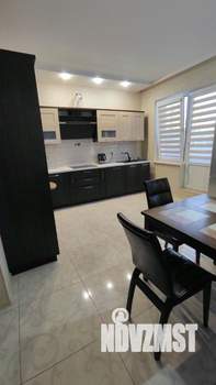 Таунхаус 130м&sup2;, 3-этажный, участок 1 сот.  