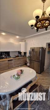 Дом 126м&sup2;, 2-этажный, участок 4 сот.  