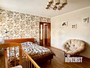 Дом 175м&sup2;, 2-этажный, участок 2 сот.  