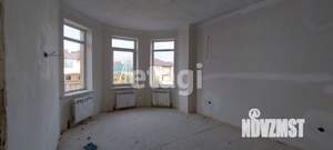 Дом 184м&sup2;, 2-этажный, участок 3 сот.  